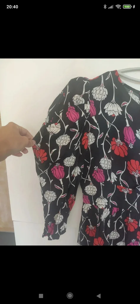 Vestido floral com ombros descobertos Sfera Collection M – photo 4